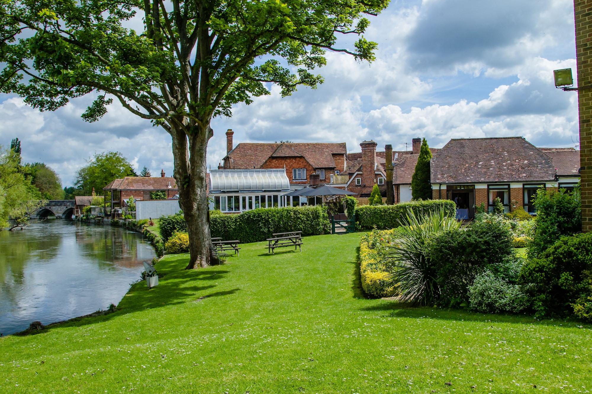 The Legacy Rose & Crown Hotel Salisbury Exterior foto