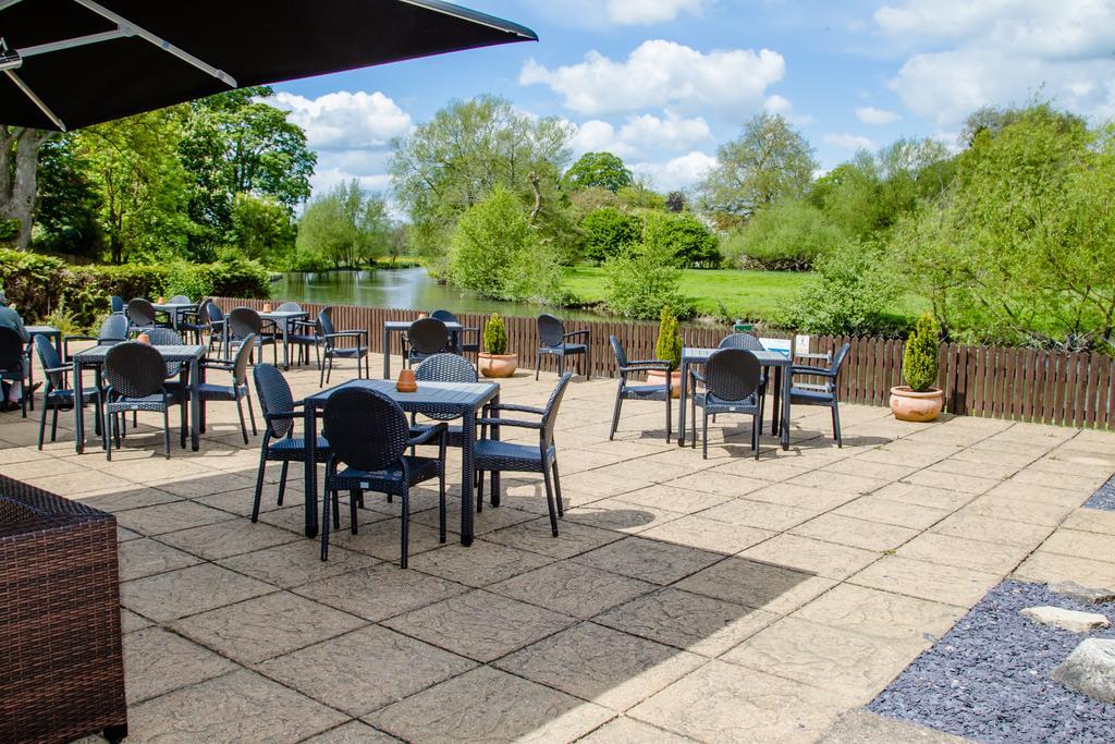 The Legacy Rose & Crown Hotel Salisbury Exterior foto