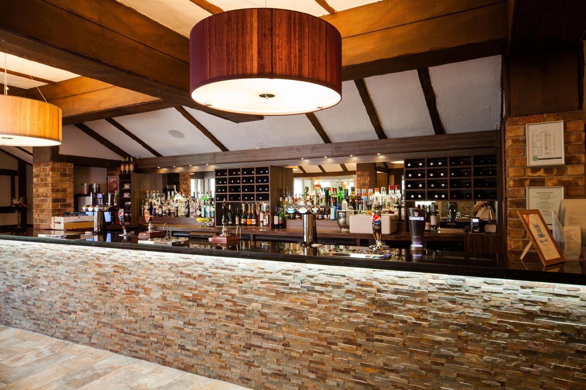 The Legacy Rose & Crown Hotel Salisbury Exterior foto